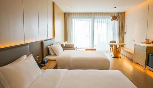 Double Room with Balcony and Sea View