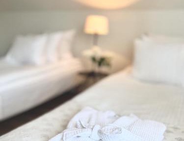 Twin Room with Shared Bathroom