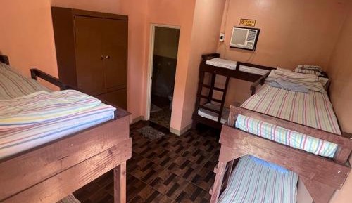6-Bed Mixed Dormitory Room