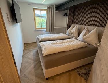 One-Bedroom Apartment with Balcony