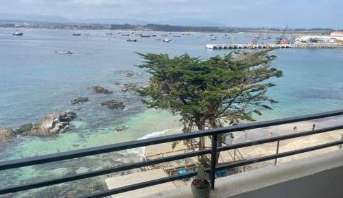 Three-Bedroom Apartment with Sea View