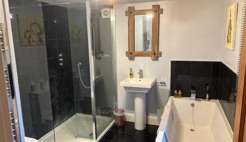 Twin Room with Shared Bathroom