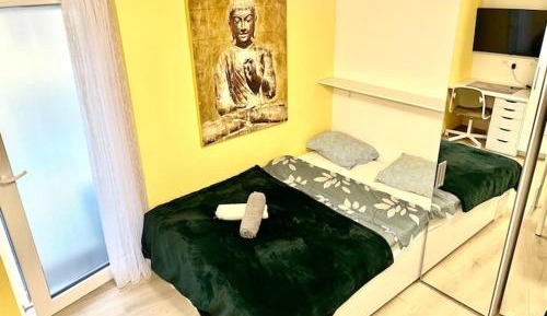 Studio Apartment with Balcony