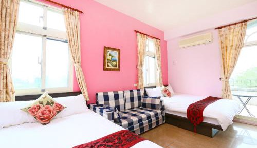 Classic Quadruple Room