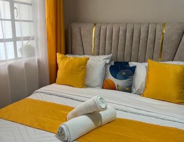 Studio Apartment with Balcony