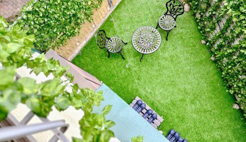 Villa with Garden View