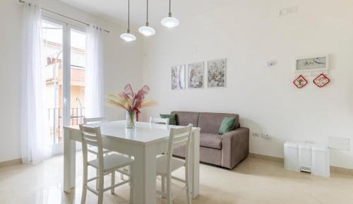 Superior One-Bedroom Apartment with Balcony