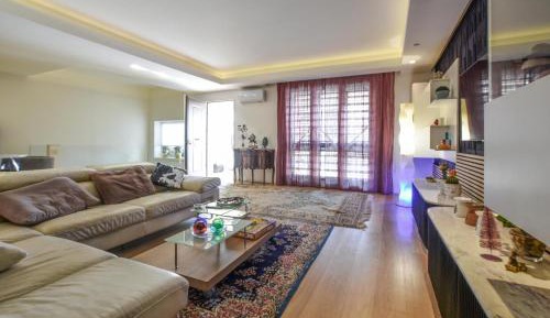 Three-Bedroom Holiday Home 