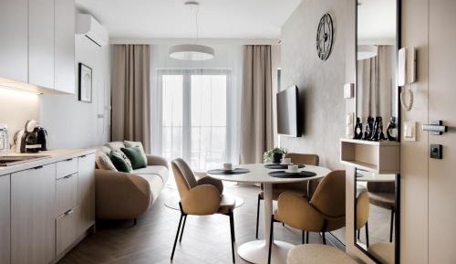 Deluxe One-Bedroom Apartment