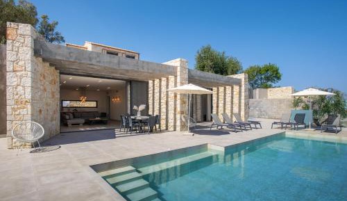 Villa with Private Pool