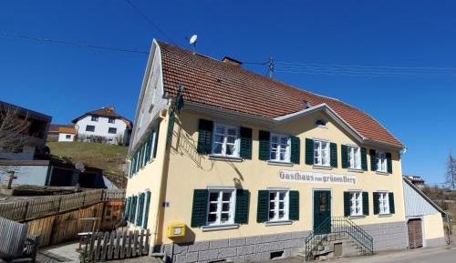 Three-Bedroom Premium Apartment