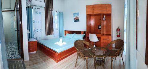 Queen Room with Sea View