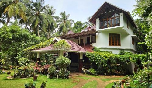 Superior Double or Twin Room with Garden View