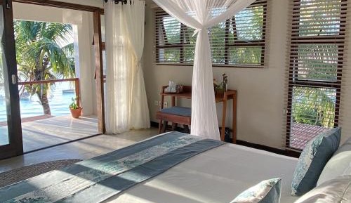 Deluxe Double Room with Balcony and Sea View