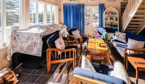 Five-Bedroom Holiday Home