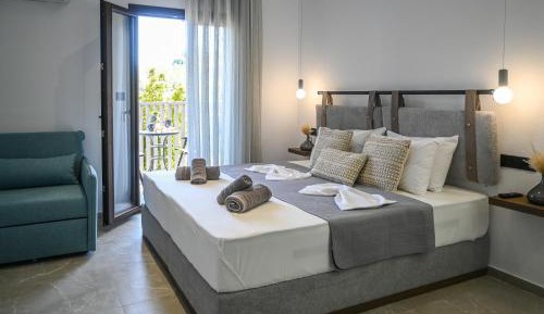 Luxury Triple Room