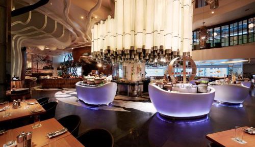 King Accessible Room - Lake View