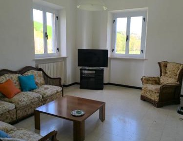 Three-Bedroom Standard Apartment
