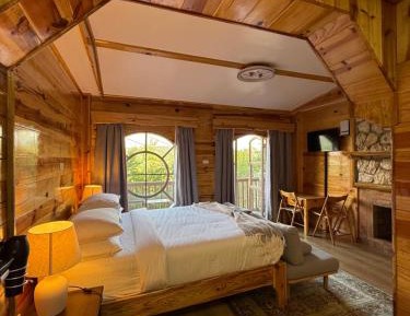 One-Bedroom Villa