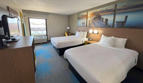 Deluxe Double Room with Two Double Beds - Non-Smoking