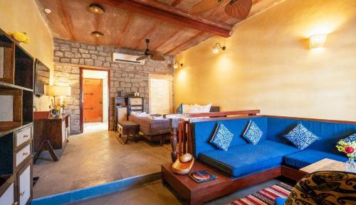  Villa with Private Sit Out