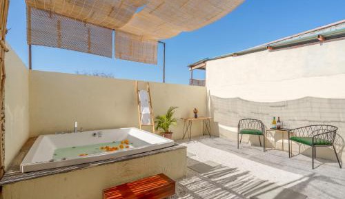 Villa with Private Jacuzzi