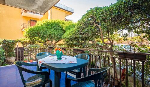 Superior One-Bedroom Apartment