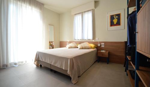 Double or Twin Room with Private Bathroom