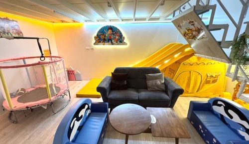 Deluxe Family Suite