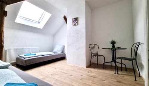 Twin Room with Private Bathroom