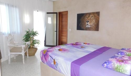 Deluxe Double Room with Side Sea View