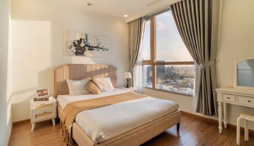 Two-Bedroom Apartment with Balcony