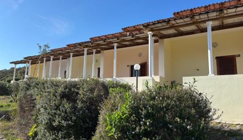 Studio with Mountain View