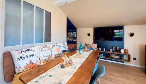 One-Bedroom Holiday Home