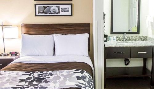 Two Double Beds - Non-Smoking