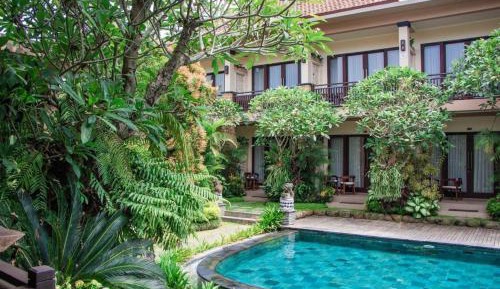 King Suite with Pool View and Free Benefits