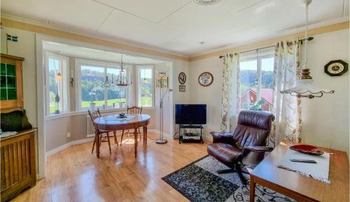 Three-Bedroom Holiday Home 