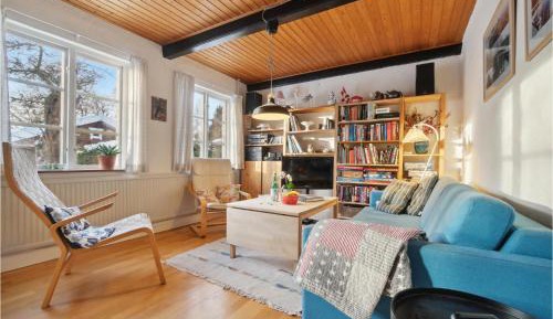 Three-Bedroom Holiday Home 