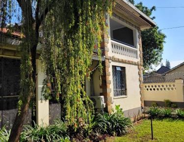 Three-Bedroom Holiday Home 
