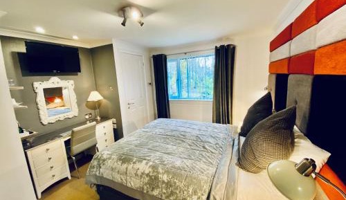 Superior King Room