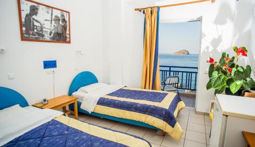 Double or Twin Room with Sea View