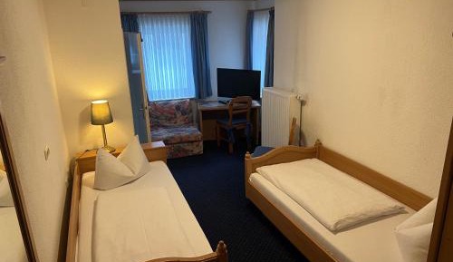 Twin Room with Bathroom