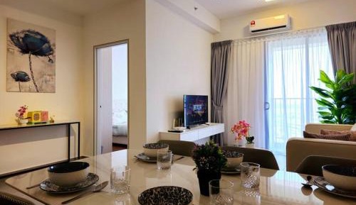 Three-Bedroom Apartment - High Floor