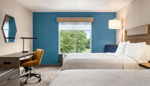 Queen Room with Two Queen Beds - Hearing Accessible/Non-Smoking