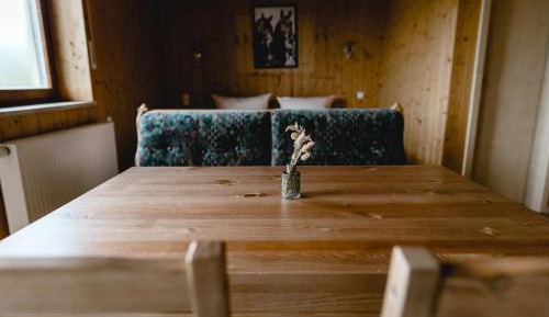 Family Room (2 Adults + 2 Children)