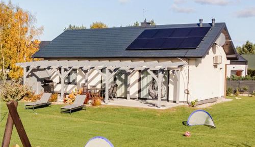 Three-Bedroom Townhouse