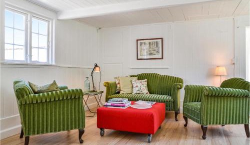 Two-Bedroom Holiday Home