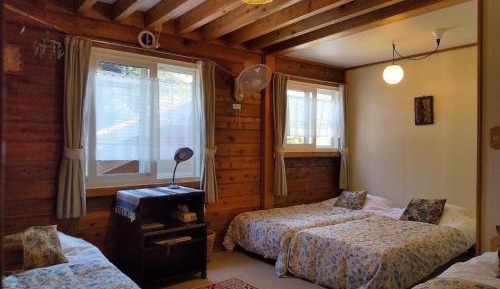 Triple Room with Shared Bathroom