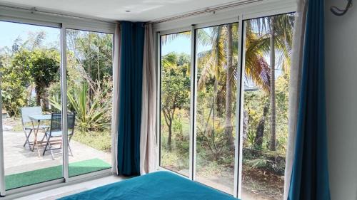 King Room with Mountain View