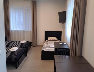 Standard Triple Studio